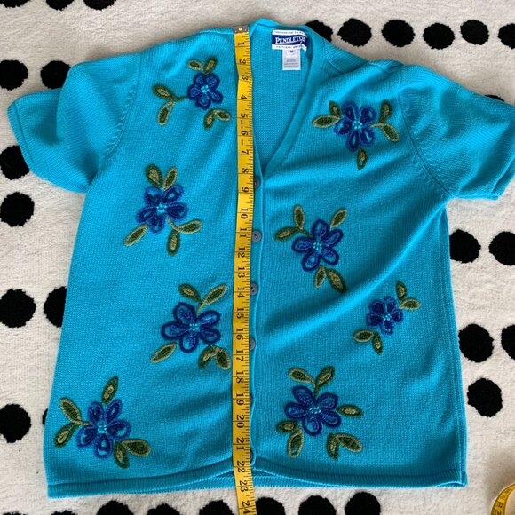 Pendleton Vintage Cardigan Sweater M Blue Floral Embroidered Short Sleeve V-Neck - Picture 9 of 11